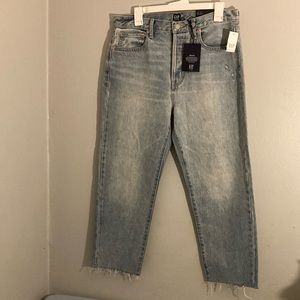 BNWT Gap boyfriend jean